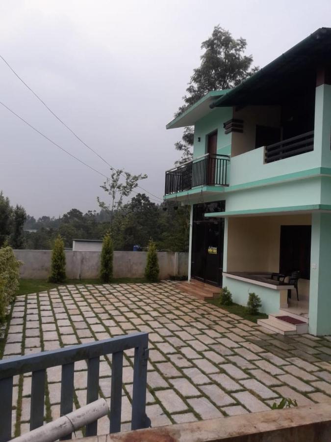 Wayanad Snow Vibes Villa ไวทีรี ภายนอก รูปภาพ