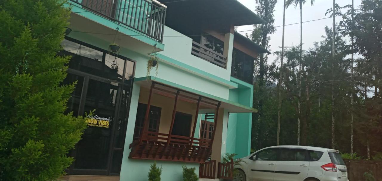 Wayanad Snow Vibes Villa ไวทีรี ภายนอก รูปภาพ