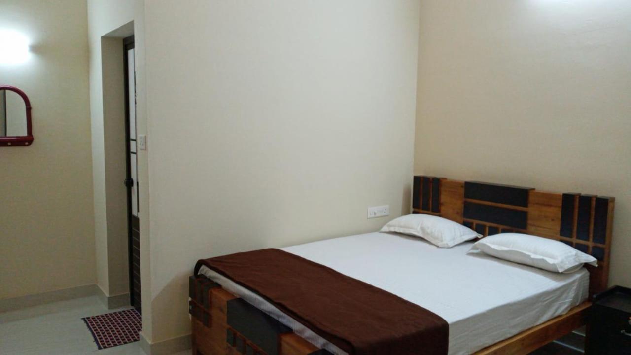 Wayanad Snow Vibes Villa ไวทีรี ภายนอก รูปภาพ