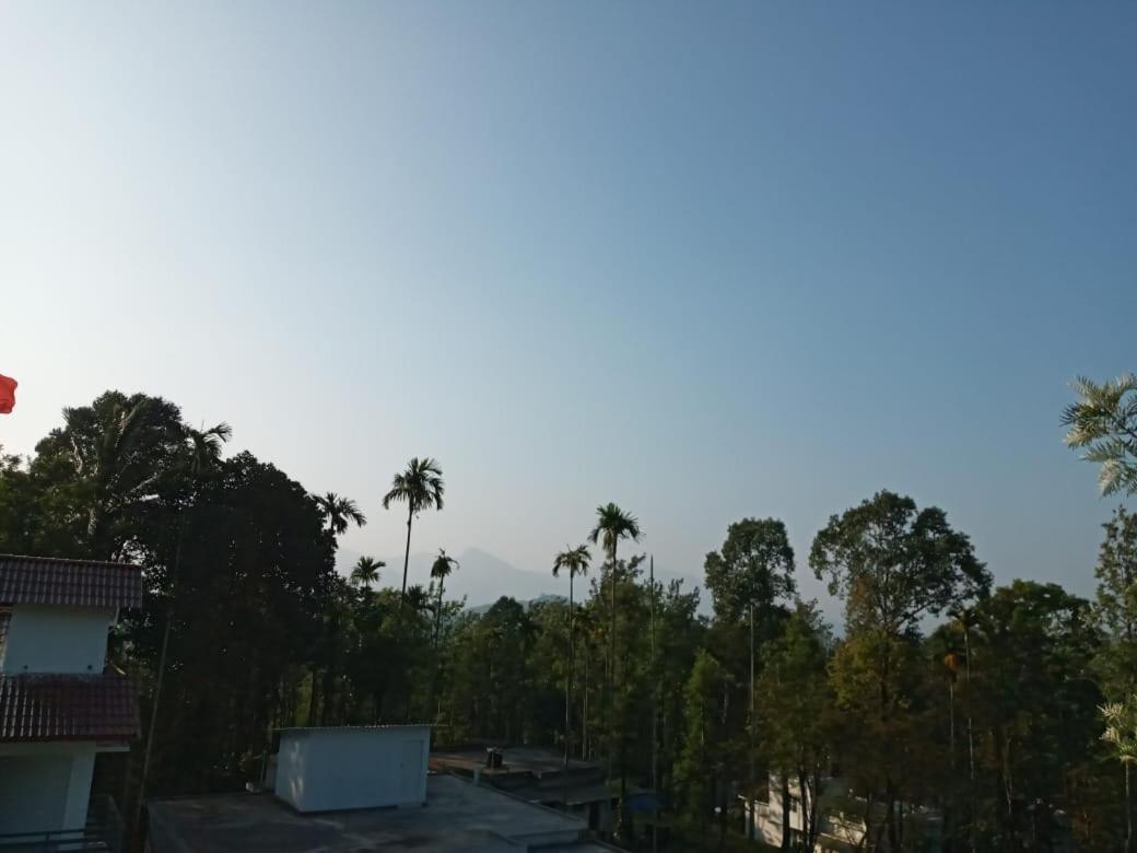 Wayanad Snow Vibes Villa ไวทีรี ภายนอก รูปภาพ